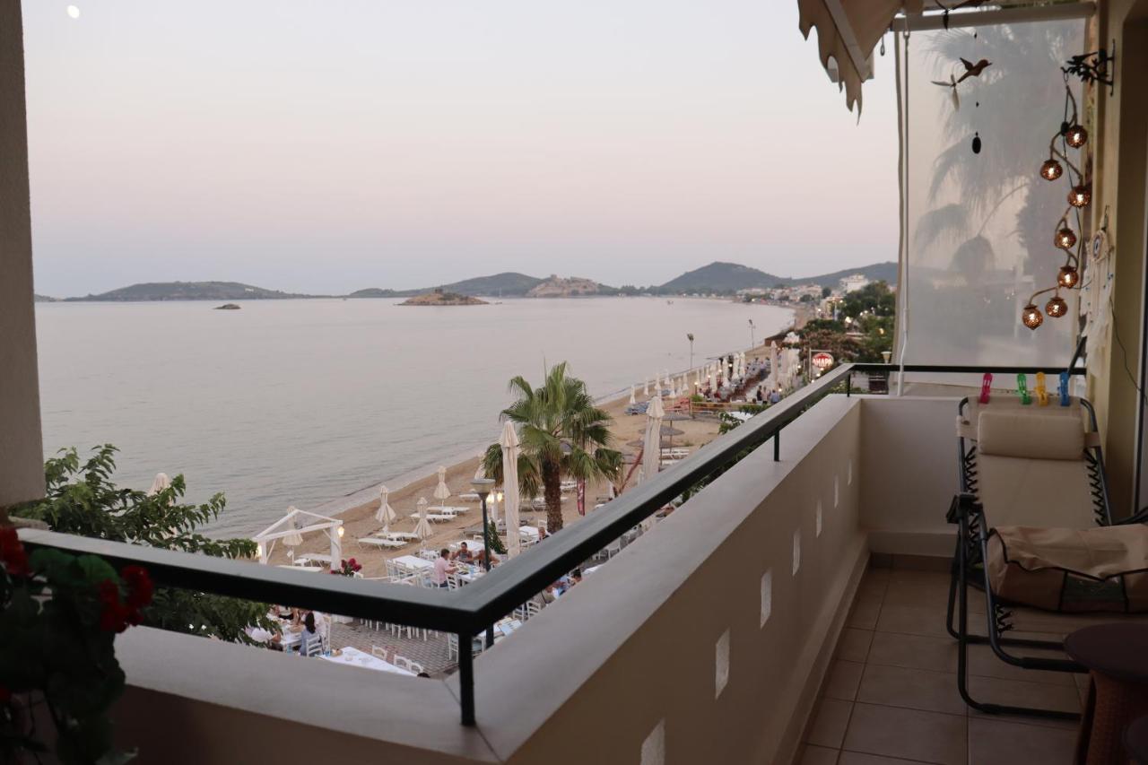 Sea And Sun Apartment Nea Peramos  Exterior photo